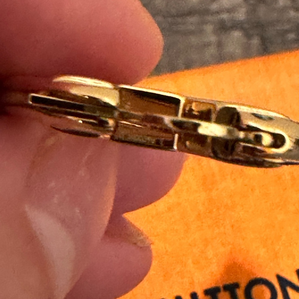 Louis Vuitton Gold LV Circle Logo Hoop Earrings - Picture 9 of 9